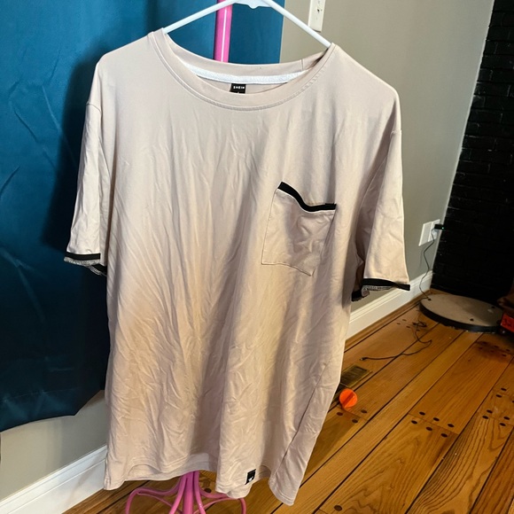 Men’s off white tee pocket - Picture 1 of 5
